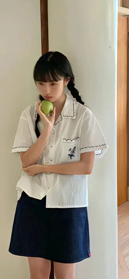 丝袜网站丝袜人人在线一级：从时尚穿搭到视觉美学的观赏指南